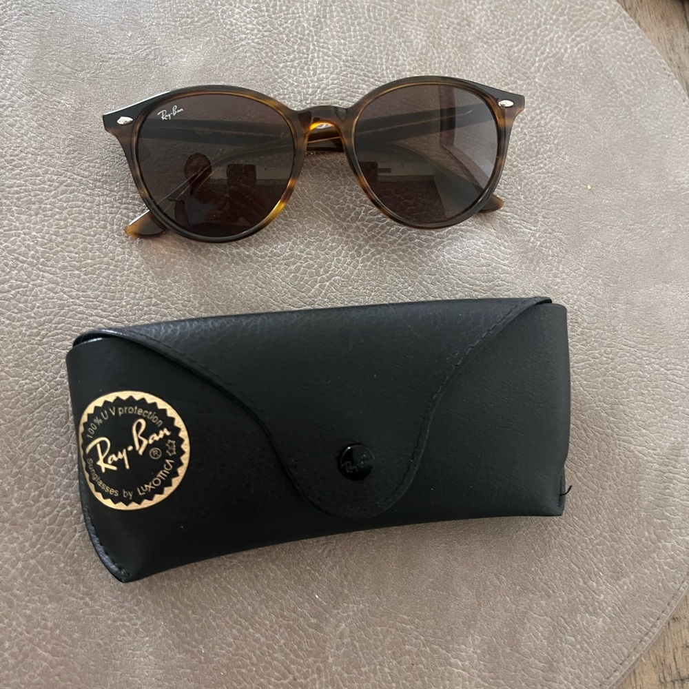 Ray-Ban leopard Sunglasses polarized with Black Case - Picture 1 of 4